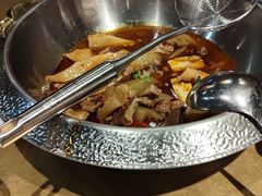 -左庭右院鲜牛肉火锅(金山万达店)