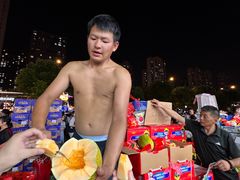 -尹山湖(地铁站)