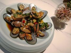 凉拌花甲拼青口-码头见·潮汕菜(领展中心城店)
