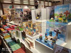 -泡泡玛特POPMART(国金街店)