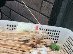 -拈签一笑黄牛肉辣卤串串