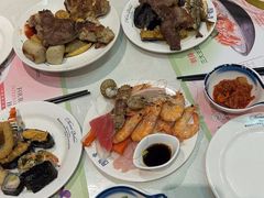 -四海一家自助餐(益田假日广场店)