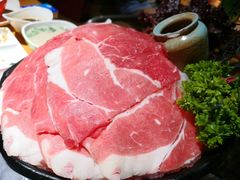 精选上脑牛肉-洪氏嗨捞·广东猪肚鸡·椰子鸡火锅(西咸万象城店)