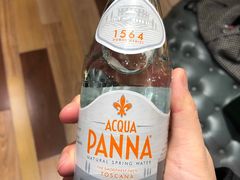 -VENCHI 闻绮(上海佛罗伦萨小镇店)