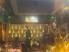 -洛缦音乐餐厅(工业展览馆万象城店)