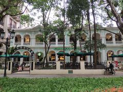 -星巴克臻选(广州沙面店)