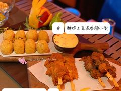酥炸土豆泥香肠小食-星巴克臻选(上海合生汇1F店)