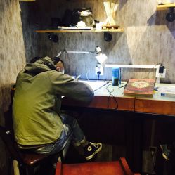 -鳌首刺青纹身 穿孔饰品店