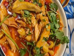 -川流不息·地道川菜·小龙虾(新松江路店)