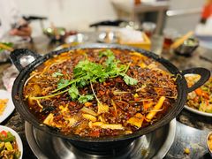 -鸿顺老铁锅美蛙鱼府(解放碑店)