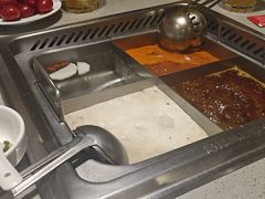 -海底捞火锅(宝龙广场夜宵主题店)