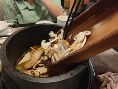 -野·大山里野生菌石锅土鸡(益田假日店)