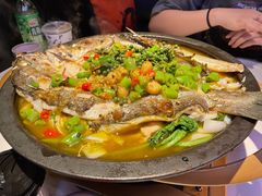 -鸣记脆皮烤鱼·海鲜烤鱼(三八广场店)