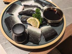 -草家酱蟹炭火烤肉店(珲春南路一店)