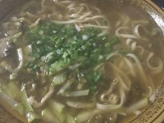 笋干菜肉丝面-嵊州特色小吃(萧山街店)