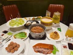 -贝勒爷·酥不腻烤鸭