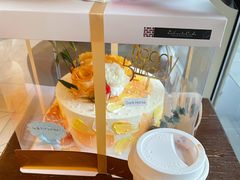 淡奶油鲜花蛋糕-Dark Horse·黑马蛋糕·低脂·低糖淡奶(金匙望湖大厦店)