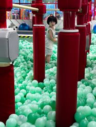 -莫莉幻想儿童乐园(武汉金银潭永旺店)