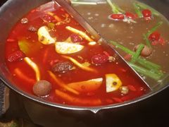 台式麻辣锅-湊湊火锅·茶憩(新中关购物中心店)