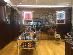 -VENCHI 闻绮(上海佛罗伦萨小镇店)