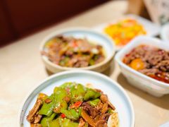 -老乡鸡(上海白玉兰广场店)