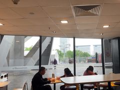 -麦当劳(国家体育场南路店)