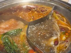 -老房老舍重庆火锅(假日城市店)