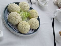 雪山脆皮叉烧包-水上明月·湖景餐厅