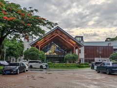 -深圳隐秀山居酒店