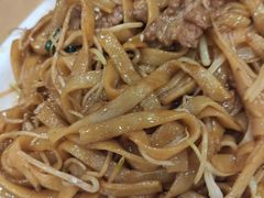 干炒牛河-澳门西南饭店·粤菜·茶市·手工点心(华海路店)