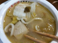 -周鱼小馆石锅酸菜鱼(活力汇店)