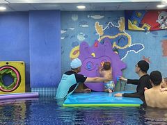-龙格亲子游泳·水育早教运动中心(龙湾天街店)