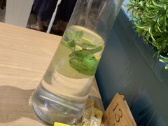 -小鱼小牛·鱼牛干锅·脆鱼火锅(世欧广场店)