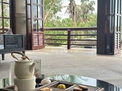 -亚龙湾喜来登·美景台大堂吧