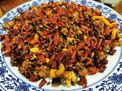 -黄桷树曹家私房菜(江与城店)