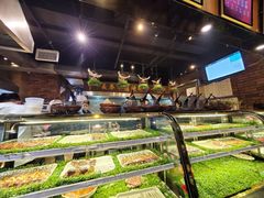 面包甜点陈列柜-鼎原力量吊炉烧烤主题餐厅(临河街店)