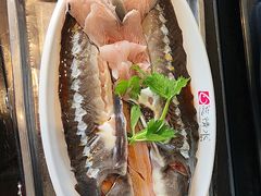 -忘情水鱼头·鲜鱼火锅(滨江中路店)