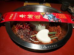 -谭鸭血老火锅(龙湖宝山天街店)