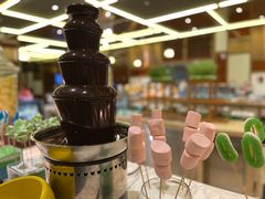 -大中华希尔顿酒店-念自助餐·嗨啤·小龙虾