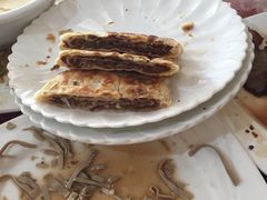 -溢心园香河肉饼总店
