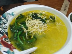 -渝是乎酸菜鱼(龙旗购物中心店)