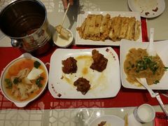 -吴记酱骨炖菜馆(西大直街店)