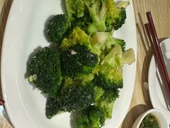 -滋味满屋美食坊(上海街店)