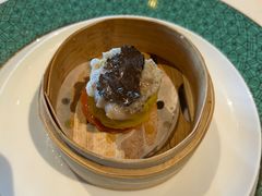 鱼子酱烧麦-三号黄浦会Canton Table