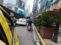 -八一好吃街·高品美食广场