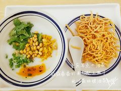 -正南齐北·老街糯米团(洪崖洞店)