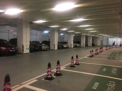 -兴业太古汇·停车场