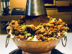 铜锅牛蛙-蛙蛙叫干锅年代(簋街总店)