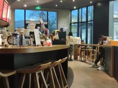 -星巴克臻选(成都来福士店)