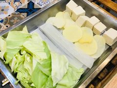 -超越炭火牛蛙火锅鸡(河东店)